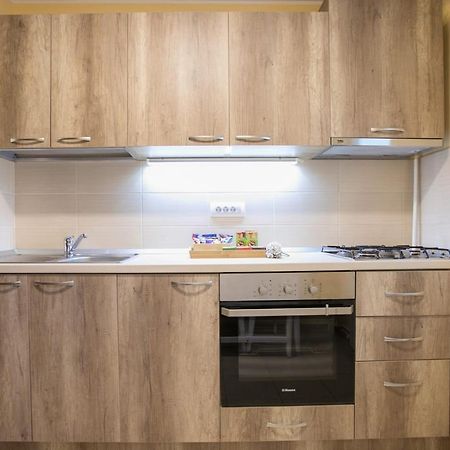Golden Apartment Baneasa بوخارست المظهر الخارجي الصورة