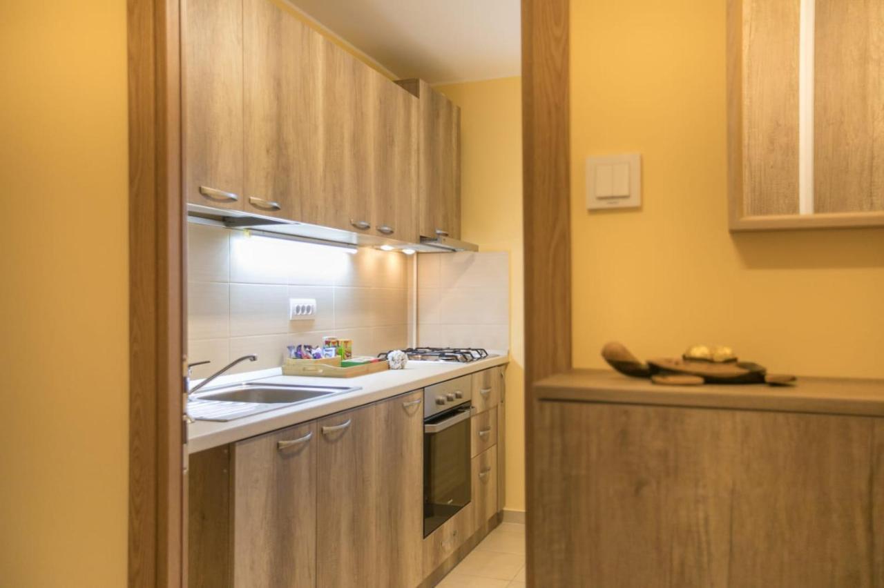 Golden Apartment Baneasa بوخارست المظهر الخارجي الصورة
