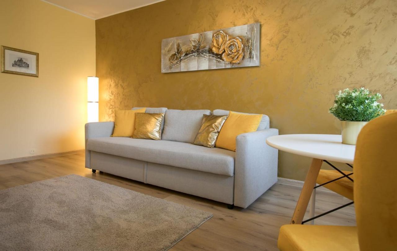 Golden Apartment Baneasa بوخارست المظهر الخارجي الصورة