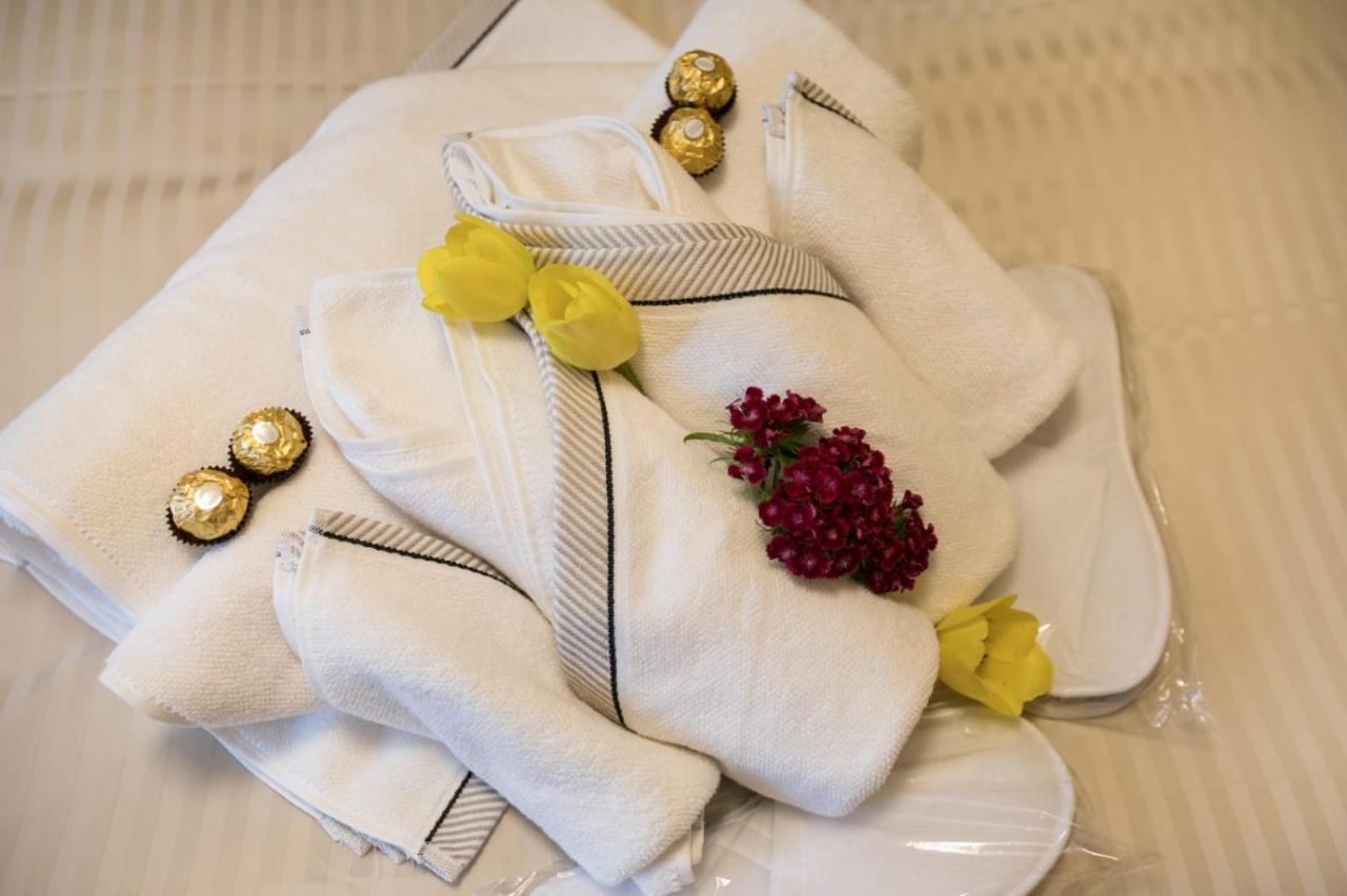 Golden Apartment Baneasa بوخارست المظهر الخارجي الصورة