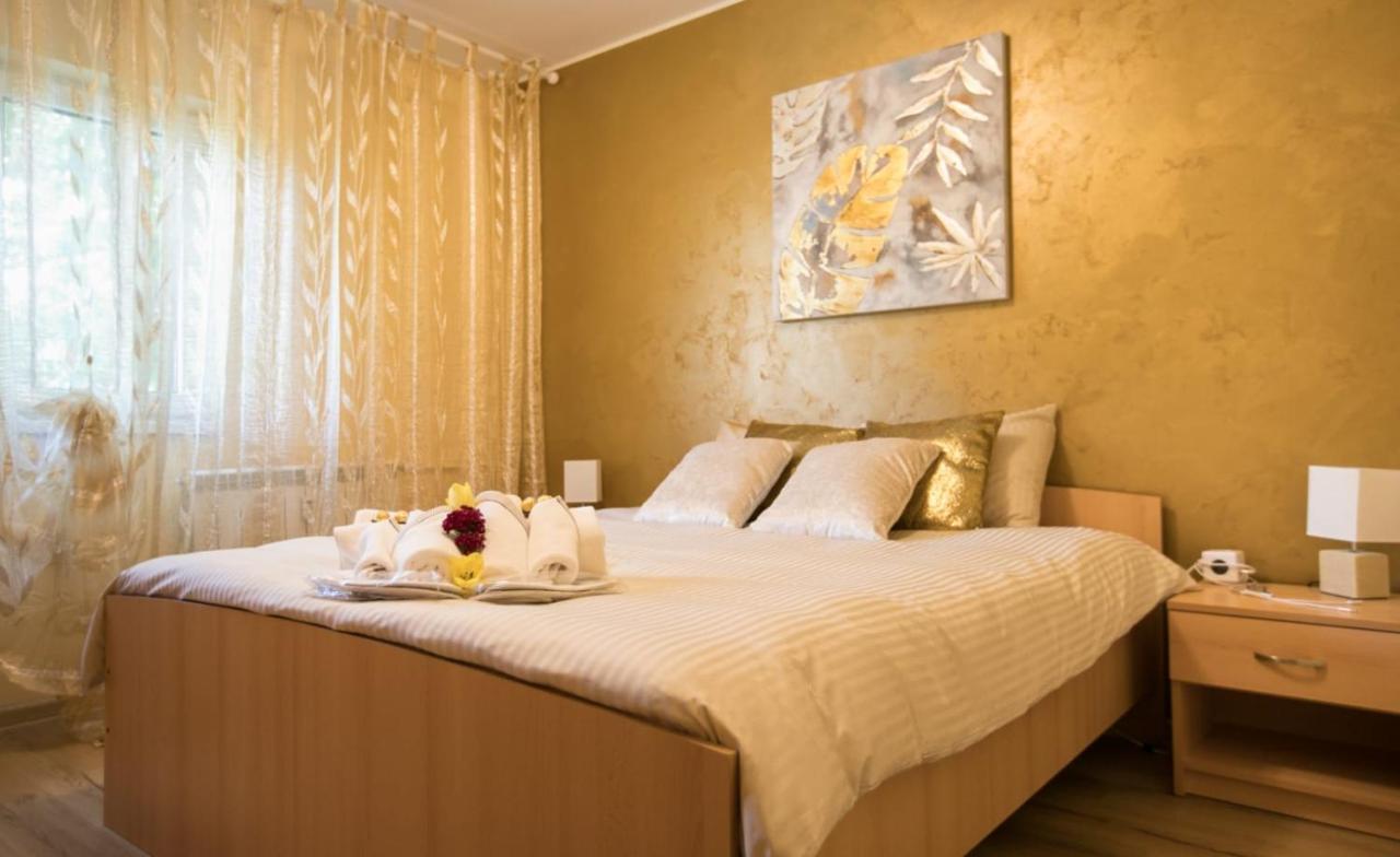 Golden Apartment Baneasa بوخارست المظهر الخارجي الصورة